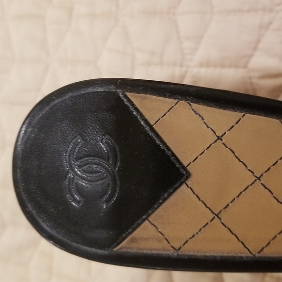 CHANEL SHOES - Picture 2 of 9